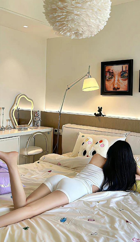2025好身材网红美女YY资料卡背景_不露脸好身材女生资料卡大图_www.jishuyy.com