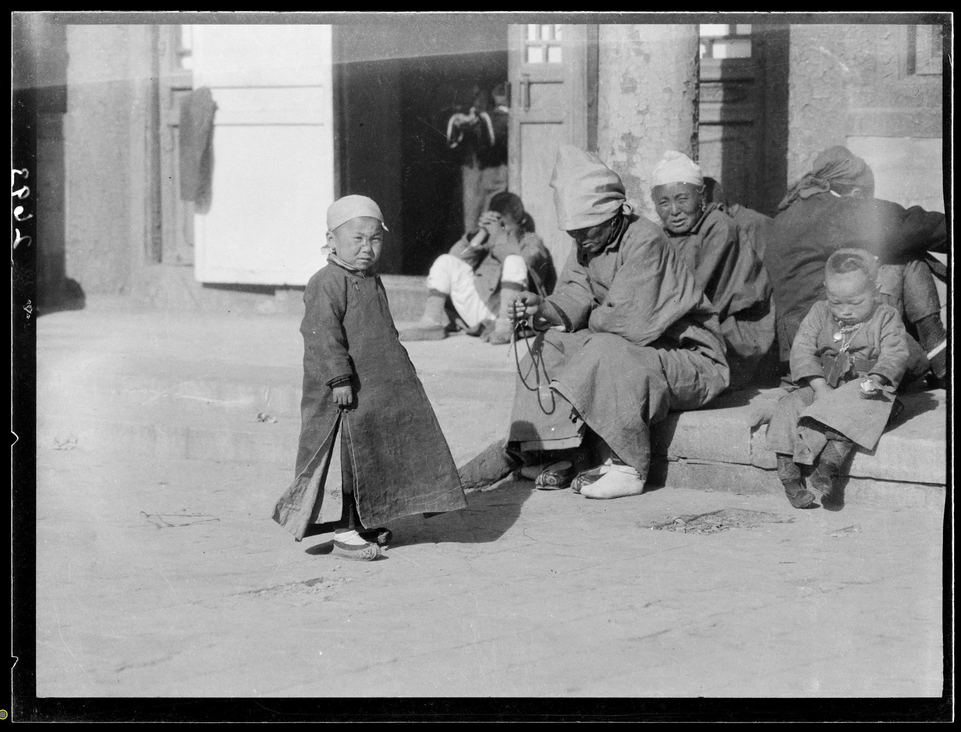 一万张珍贵历史老照片素材，用图像了解那段历史时光_www.jishuyy.com