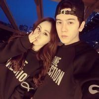 到了最后,都散了,还留念些什么呢 YY情侣头像_www.jishuyy.com